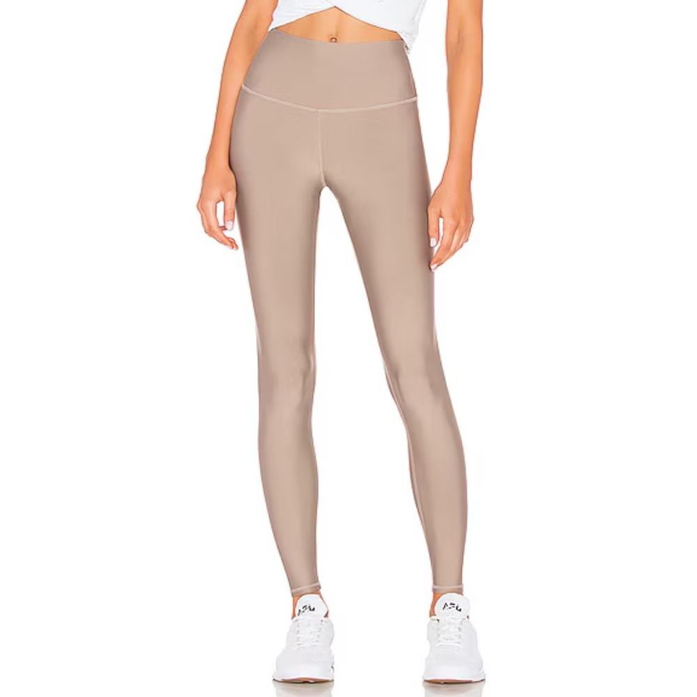 ALO Yoga High-Rise Leggings in Taupe
